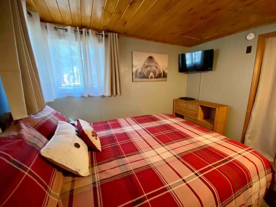 Вилла So Cozy Lazybeartime Private Hottub Биг Бэар Лейк Экстерьер фото